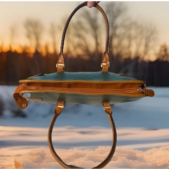 Rare Vintage Dooley & Bourke All Weather Leather Pebble Green Satchel Tote Bag - Picture 3 of 8